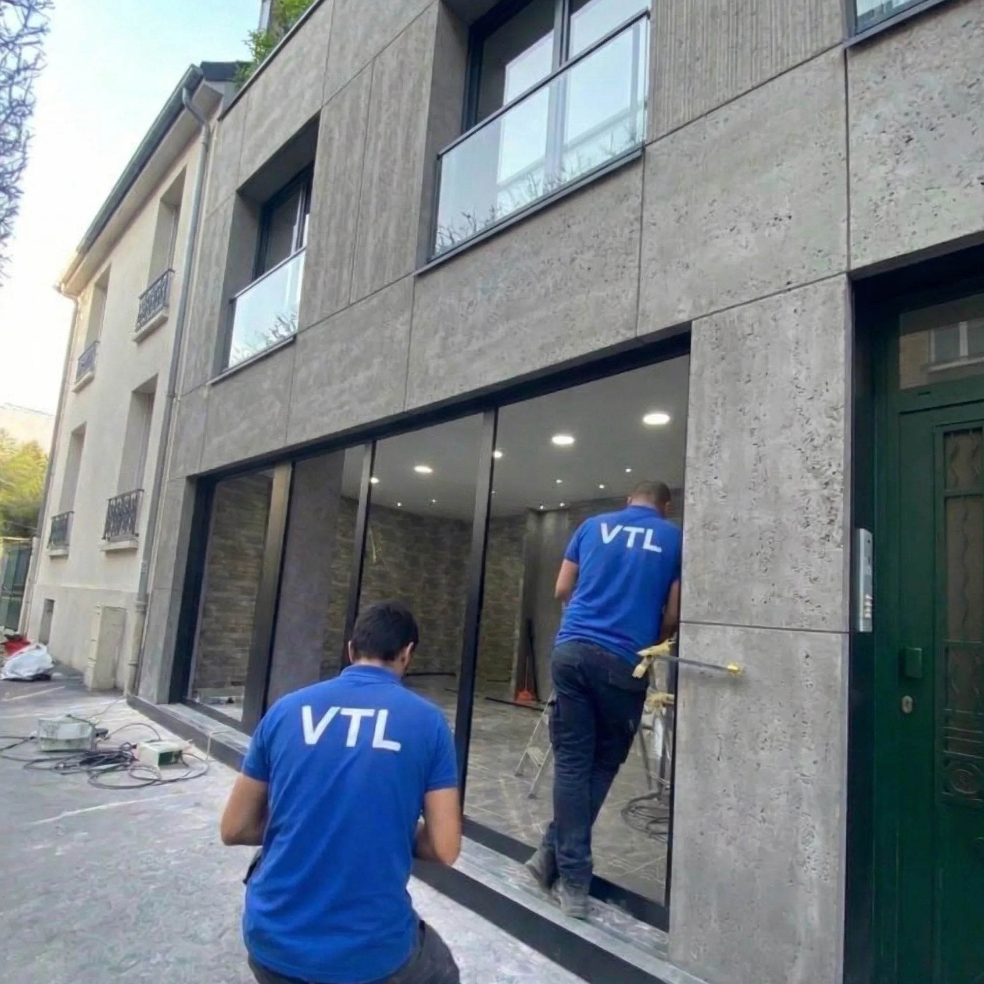 Miroiterie sur mesure a Lyon - depannage vitrier professionnel metropole lyonnaise